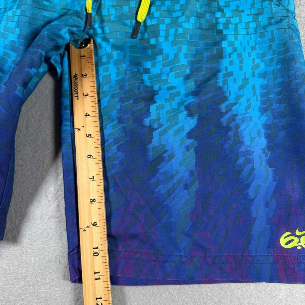 Nike 6.0 Boys Size 20 Board Shorts Blue Purple Geometric Ombre Swim Trunk 975485